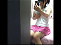 iP○oneで自分撮り 子●オナニー動画 2