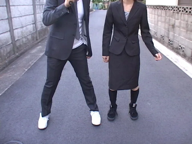 突撃イケメンのお宅訪問！お姉さんにされるがままの少年