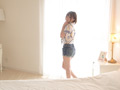 [adoa-0042] 超可愛い人気女優 麻里梨夏チャンの羽根くすぐり地獄！のキャプチャ画像 1