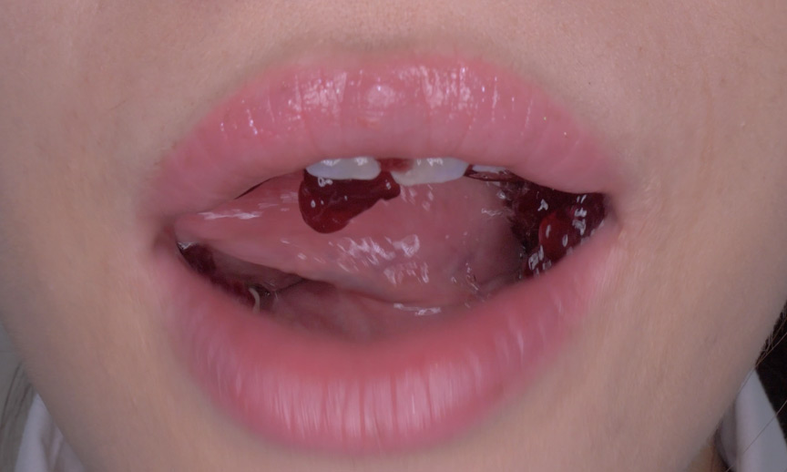 桐山結羽ちゃんのとっても貴重な歯・口内・舌フェチ動画 画像 17