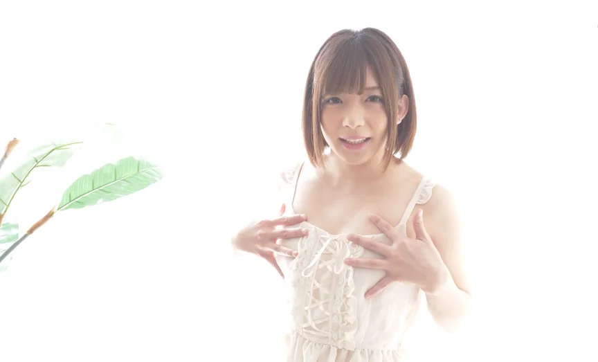 大人気女優 麻里梨夏チャンの極上舌ベロでバナナ舐め！