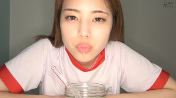 森山なつか出演作品: 森山なつかチャンの歯磨き・口内・舌ベロ観察!