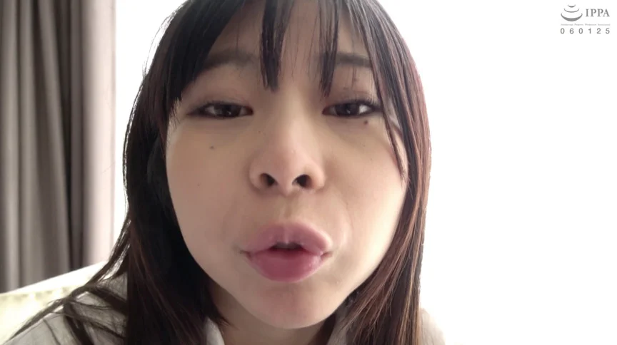 浜辺ことりのM男くんを濃厚な顔舐め鼻フェラでご奉仕★