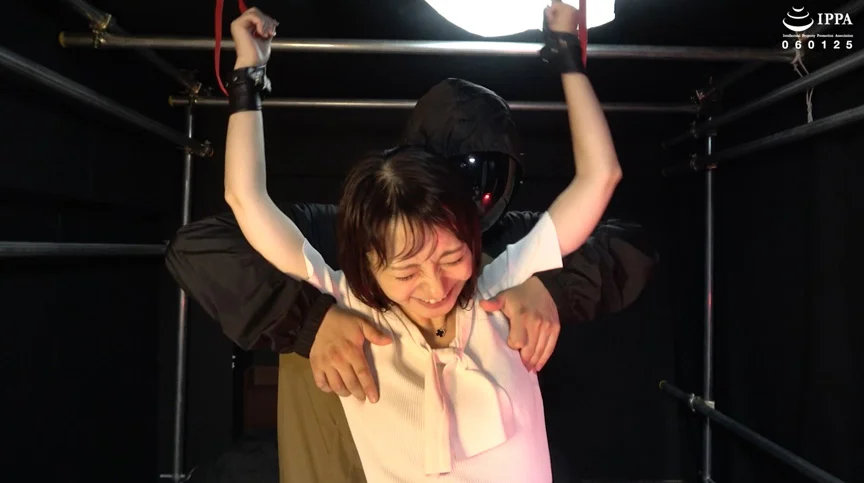 MK5（マジでくすぐる5秒前） Vol.2 素人妻マナミ（2）
