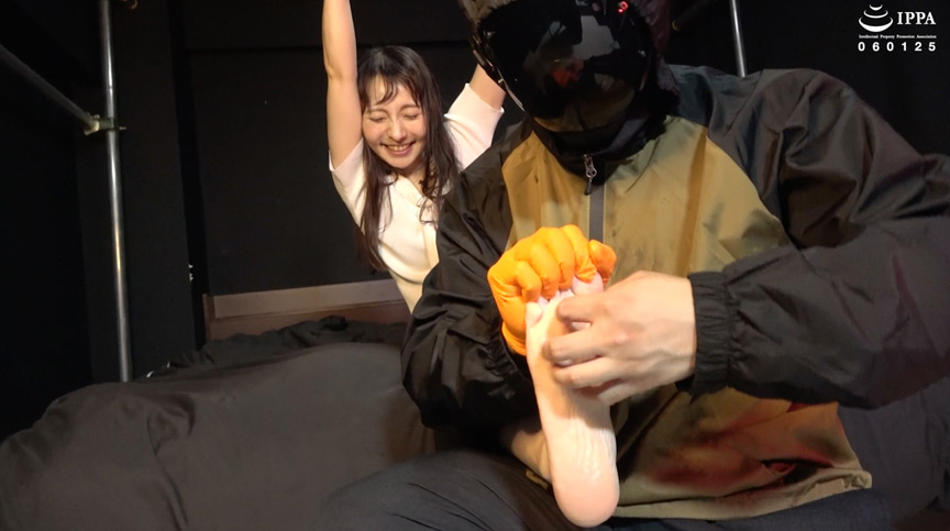 MK5(マジでくすぐる5秒前) Vol.2 素人妻マナミ(2) 画像4