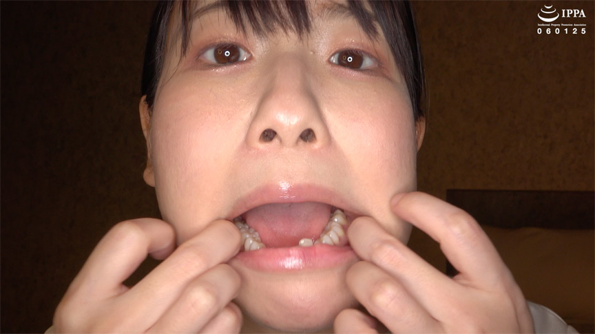 「口内観察！＆巨大女フェチ」谷田かりな