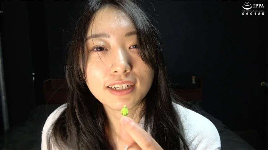 人気女優 江澄ゆゆチャンの巨大女になって舌ベロ攻め！