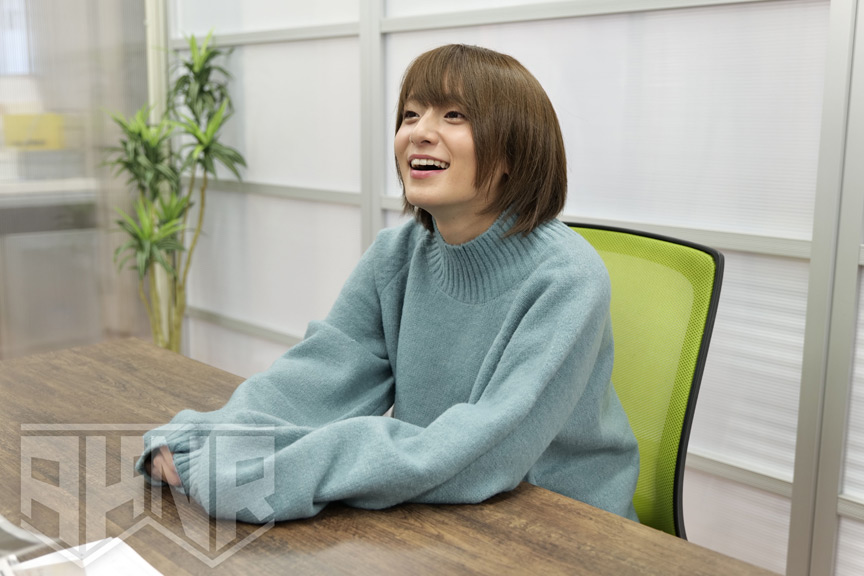 【爆イキちゃん りん20歳 カフェ店員】