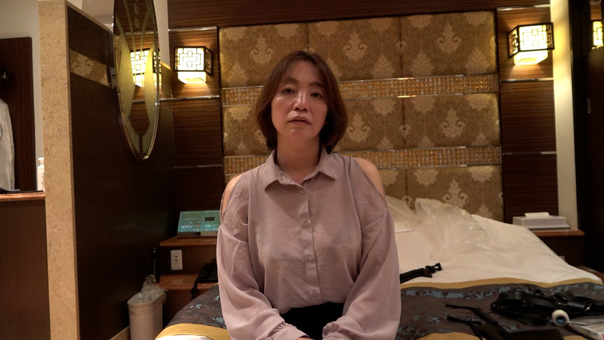 【個撮】不倫熟女の肛門謝罪2 画像1