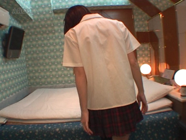 素人モデルのパンチラアルバイト ～掲示板で集めたエロカワ娘たち～