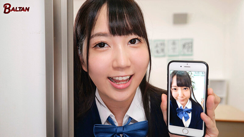 ズリネタになって近くにいる男を限界誘惑する女の子 画像2