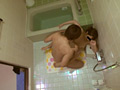 泥酔して帰ってきた姉を風呂で犯す愚弟の映像サムネイル３