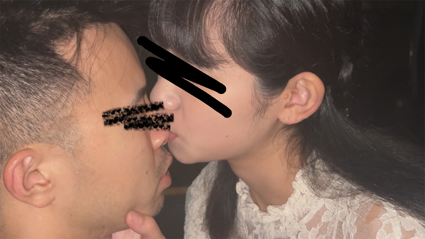 No.08 人目を気にせず座り込みんで舐め時々噛みつき。 画像14