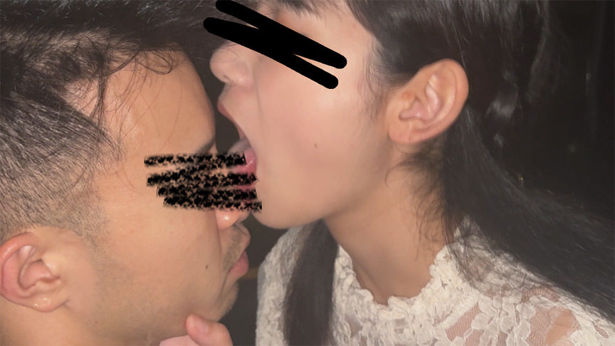 No.08 人目を気にせず座り込みんで舐め時々噛みつき。 画像15