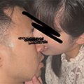 No.08 人目を気にせず座り込みんで舐め時々噛みつき。