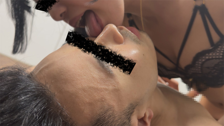 No.10 自宅で全裸無抵抗に顔舐め、鼻フェラ 画像5