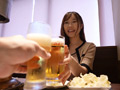 デカチン男性とパパ活お泊りSEXデート 椎名心春 画像3