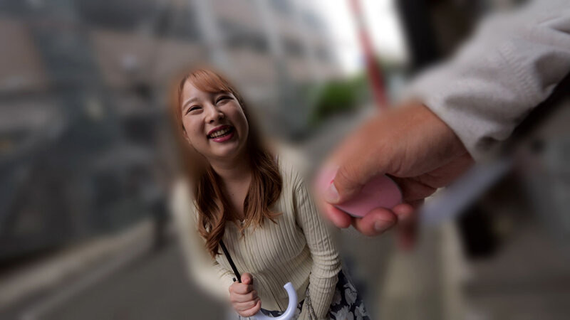 恥○、陵●、とびっこ装着・繁華街デート！29 ちなみん 画像1