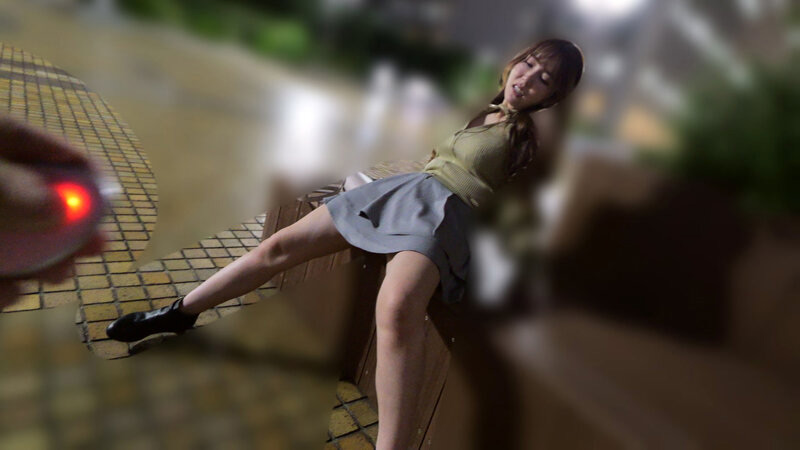 配信限定!恥○、陵●、とびっこ装着・繁華街デート!31 画像2