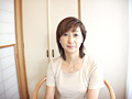 年増のお母さんが癒してあげるわ 三浦友美 | DUGAエロ動画データベース