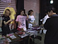 どきッ！！女だらけのキャットファイト祭2011 わくわくお下品熱帯夜 秋の祭典スペシャル【上巻】 陵辱ッ！顔面騎乗！ローションにまみれたOLのサンプル画像113