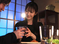 【喪服キ○セクNTR】葬式前夜に不謹慎なSEX 小沢菜穂 画像2