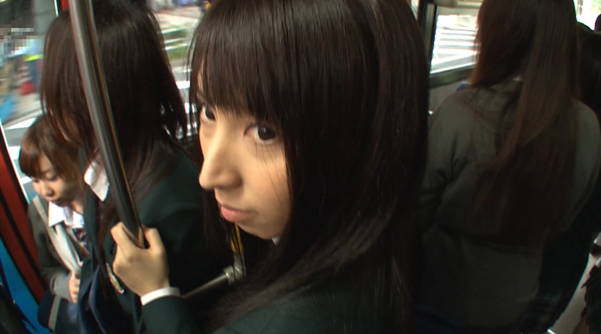 【dandy-0296】新・間違えたフリして通学バスに乗り込んでヤられた4の見所画像13