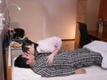 勃起したままの男を一切動かさないS字尻振り騎乗位介助で骨抜きにする美尻ナース 年下患者を手玉に取る白尻看護師