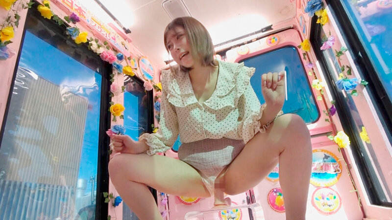 美女10人が初めての固定ディルドまたがりオナニー！ 画像2