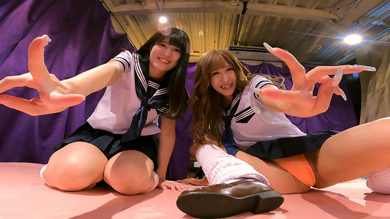 女子○生達がパンティーを見せつけてくるんです。10 画像2