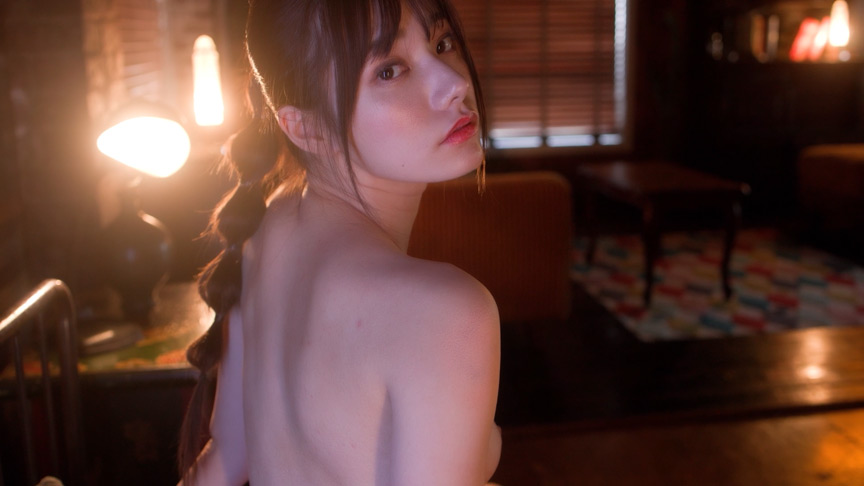 宮下玲奈／真紅のアルカナ 画像4