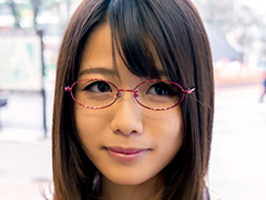 【エロ動画】E★人妻DX さやかさん 28歳 眼鏡が素敵なIカップ奥さまの人妻・熟女エロ画像