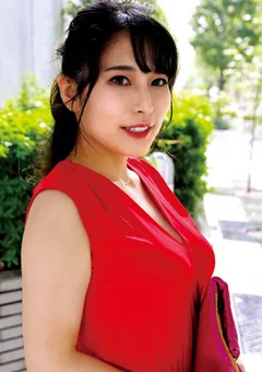 清楚な顔してドエロい下着を身に付けてる奥さま。