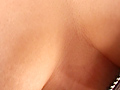 人妻胸チラ胸モロ盗撮のサンプル画像7