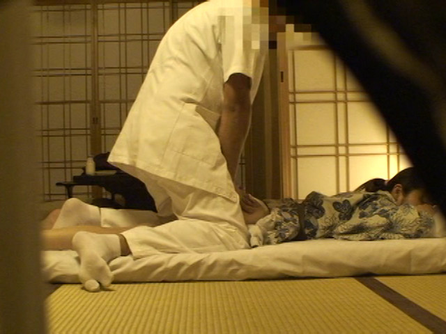 温泉旅館出張按摩盗撮 変態荒療治[二]