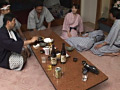 [eiten-1050] 宴会の席で断れない人妻を、旦那の目前で輪姦した記録のキャプチャ画像 8