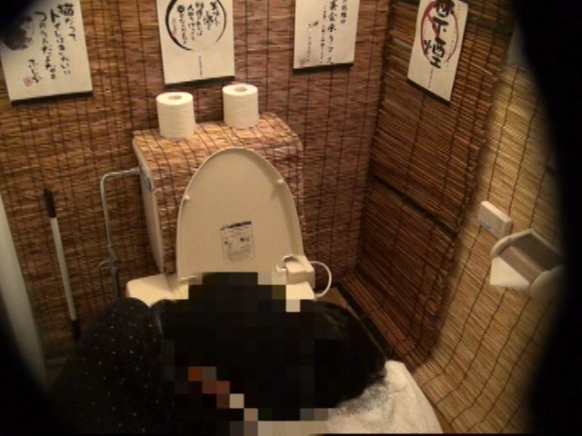 居酒屋トイレ盗撮 欲情便所 ［一］