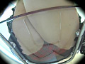 粘着盗撮 透明椅子に押し付けられる素人女の生パンティばっかりのサンプル画像14