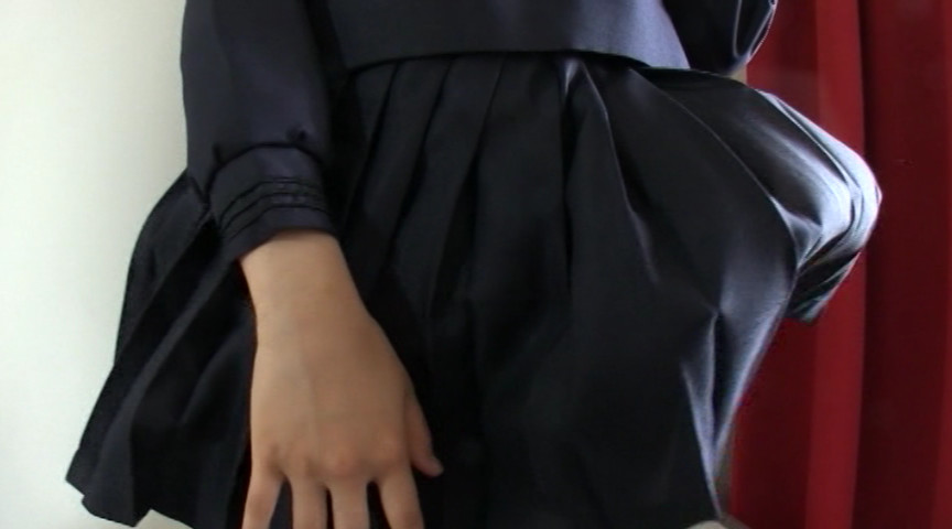 女子校生日常的強風パンチラ2 セーラー服編