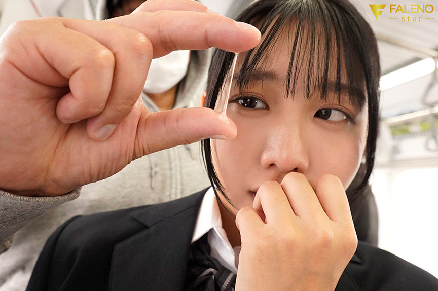 通学で股間を弄られM覚醒させられた相手は… 浜辺やよい 画像2