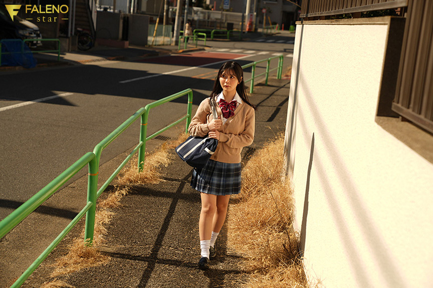 引きこもり兄からの馬乗りパイズリで乳オナホ扱い 画像1