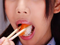 咀嚼口内くちゃとろフェラ 篠咲らら 画像5