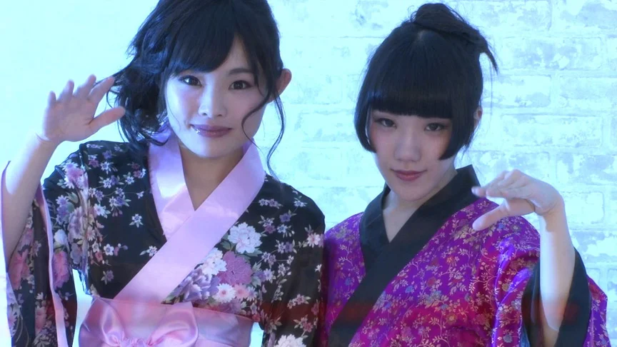 里奈といちごの2穴挿入繋がり！濃厚絶頂レズセックス