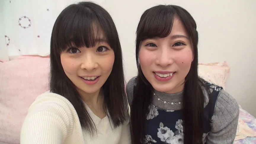 アイドルルックス女子の唾液たっぷり交換濃厚レズ接吻