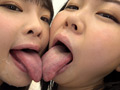 濃密絡み合い唾液レズ接吻 満月ひかり ゆずりはえな サンプル画像10