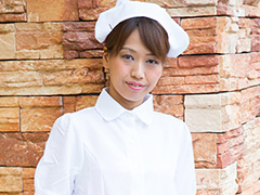ナース服・泥だらけ1