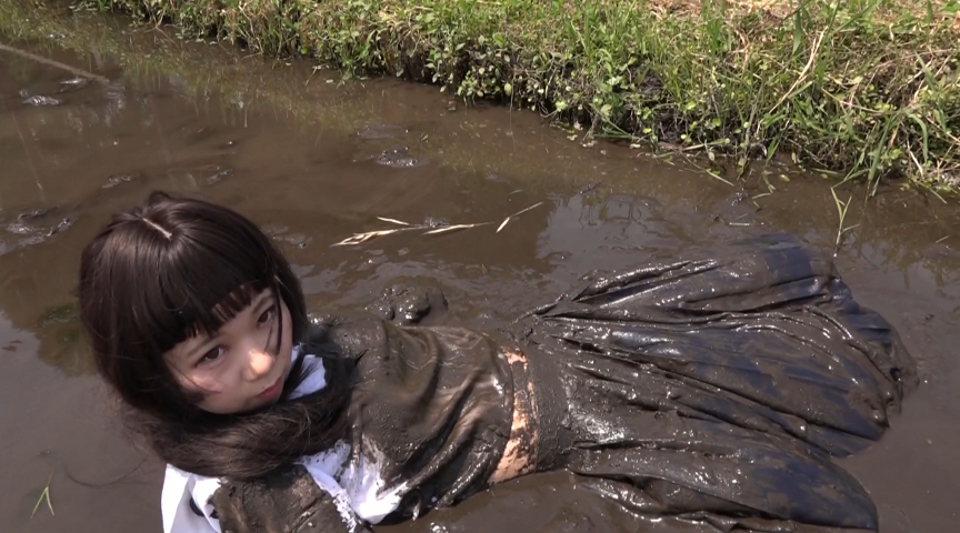 セーラー服・泥だらけ6 画像4