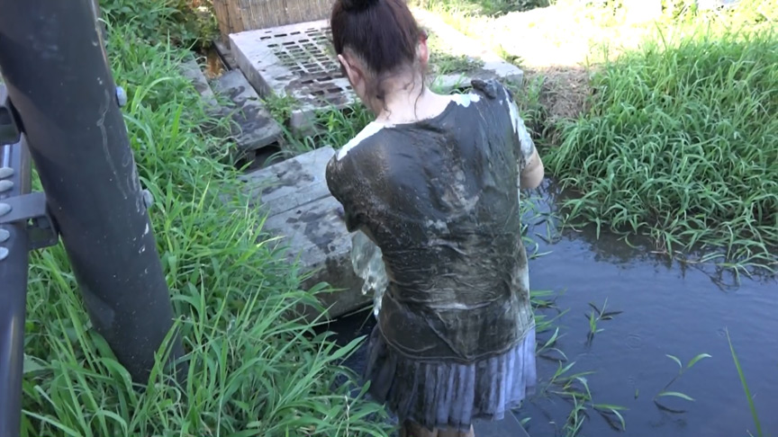 テニススコート・泥だらけ1 画像10