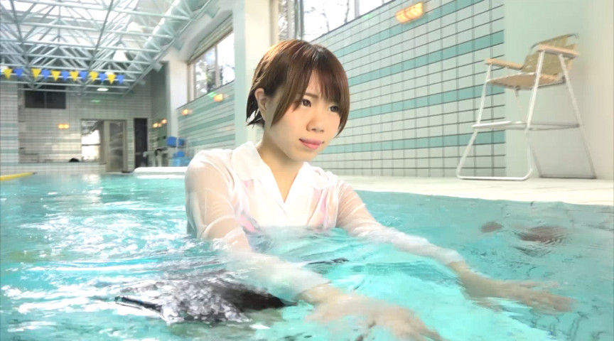 新入女子社員の着衣水泳研修（1） 画像5