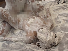 「パイ投げ＆クリームまみれでエッチ 6」の画像